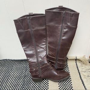 Merona Long Side Zip Up Boots - Size 7 US